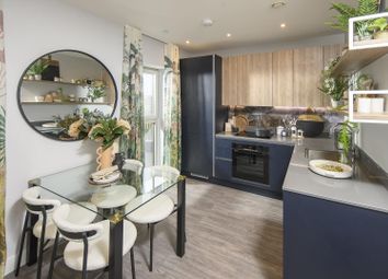 Thumbnail Flat for sale in Apartment 6.6.6, No.6 Bankside Gardens, Green Park, Reading
