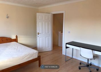 Stoke on Trent - Room to rent                         ...