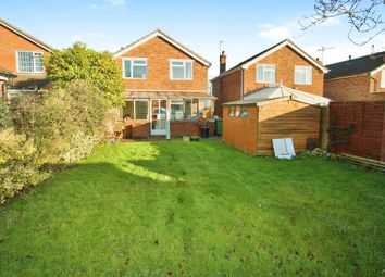 Thumbnail 3 bedroom detached house for sale in Marls Road, Botley, Southampton