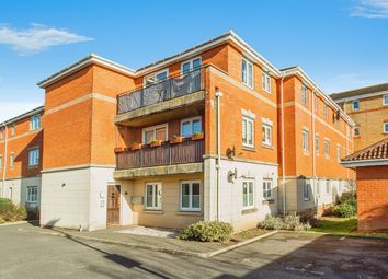 Thumbnail Flat for sale in Collier Way, Southend-On-Sea, Essex