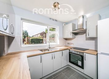 Thumbnail Flat to rent in Liebenrood Road, Reading