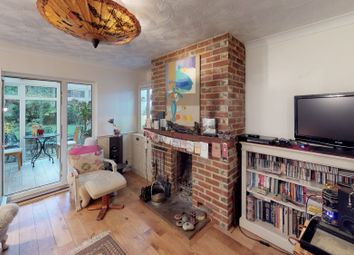 3 Bedroom Semi-detached house for rent