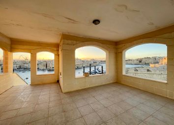 Thumbnail 3 bed town house for sale in Extraordinary Townhouse With Unparalleled Views In Vittoriosa, Extraordinary Townhouse With Unparalleled Views In Vittoriosa, Malta