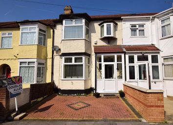3 Bedrooms Terraced house for sale in Natal Road, Ilford, Essex IG1
