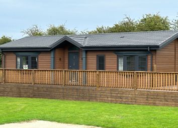Thumbnail 2 bed mobile/park home for sale in Old Malton Road, Staxton, Scarborough