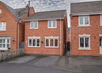 Thumbnail Property to rent in Harris Close, Redditch