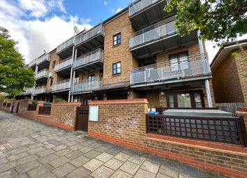 Thumbnail Flat to rent in Peace Grove, Wembley