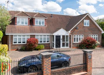 Thumbnail Flat for sale in The Uplands, Loughton
