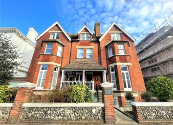 Thumbnail Flat to rent in Devonshire Place, Eastbourne