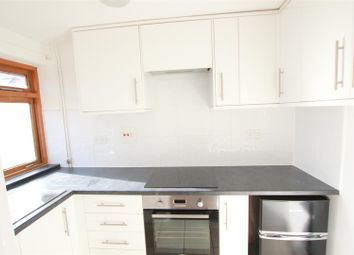 Thumbnail Flat to rent in Round Mead, Stevenage
