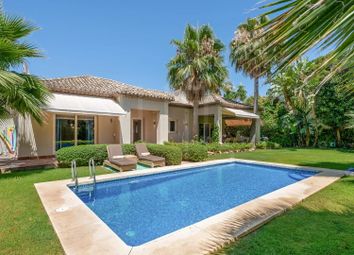 Thumbnail 4 bed villa for sale in Nueva Andalucia, 29660, Spain