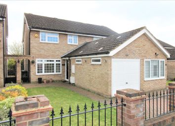 Thumbnail 4 bed semi-detached house for sale in Roundcroft, Cheshunt, Waltham Cross