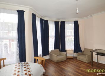 2 Bedrooms Flat to rent in Frobisher Road, London N8