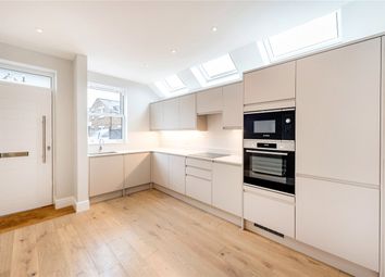 2 Bedrooms End terrace house for sale in Charlmont Road, London SW17