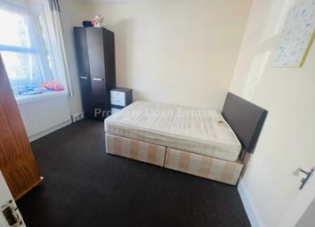 Thumbnail Room to rent in Filey Road, Reading
