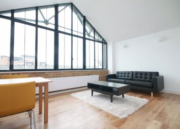 2 Bedrooms Flat to rent in Port House, London E14