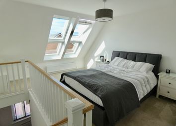 3 Bedrooms Semi-detached house for sale in Stephenson Grove, Rainhill, Prescot L35