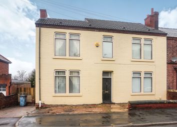 4 Bedroom End terrace house for sale