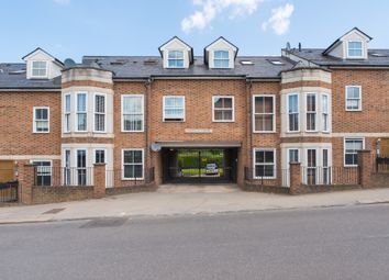 Thumbnail 2 bedroom flat to rent in Lesbourne Road, Reigate