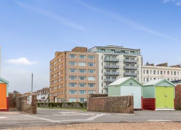 Thumbnail 1 bed flat to rent in Kingsway, Hove