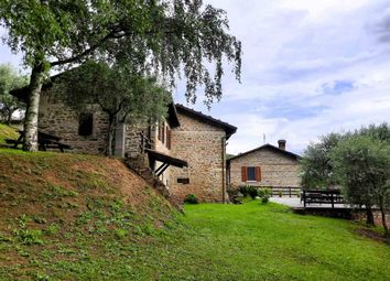 Thumbnail 5 bed farmhouse for sale in 55033 Castiglione di Garfagnana, Province Of Lucca, Italy