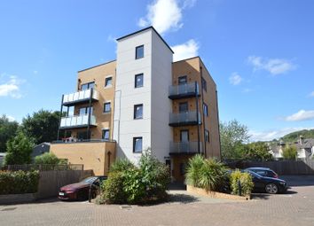 Thumbnail Flat to rent in Whyteleafe Hill, Whyteleafe