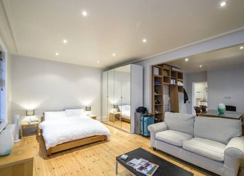 Thumbnail Property to rent in Ormond Yard, St. James's, London