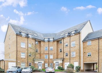 Thumbnail 2 bedroom flat for sale in Wells View Drive, Bromley, Kent