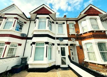 Thumbnail Terraced house for sale in Queens Road, Hounslow