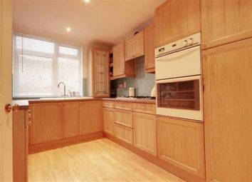 3 Bedrooms Terraced house to rent in Dockland Street, London E16