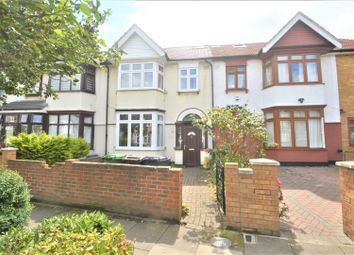 Thumbnail Terraced house to rent in Cranleigh Gardens, Barking, Essex