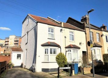 3 Bedroom End terrace house for sale
