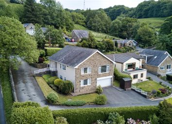 3 Bedrooms Detached house for sale in Corbiere, Elland Road, Ripponden HX6