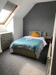 Thumbnail Room to rent in Park Grove, Princes Avenue, Hull
