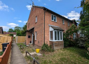 Thumbnail Property for sale in Caistor Close, Calcot, Reading