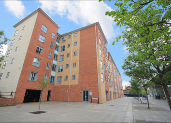 Thumbnail 2 bed flat to rent in Moulsford Mews, Reading, Berkshire