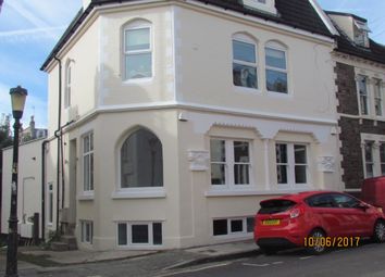 Thumbnail 2 bed flat to rent in Oakfield Grove, Clifton Bristol