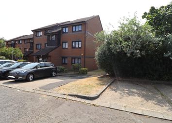 Thumbnail Flat to rent in Capstan Close, Chadwell Heath, Romford