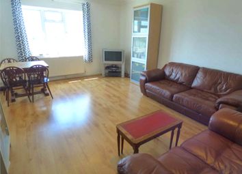 2 Bedrooms Flat to rent in Rowlands Close, Mill Hill NW7