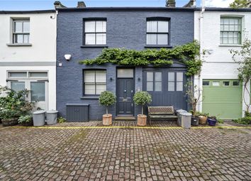 Thumbnail Terraced house to rent in Pembridge Mews, London