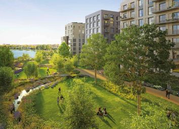 Thumbnail Flat for sale in Woodberry Down, Finsbury Park