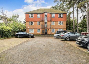 Thumbnail 2 bed flat for sale in Pineridge Gardens, Westcote Road, Reading