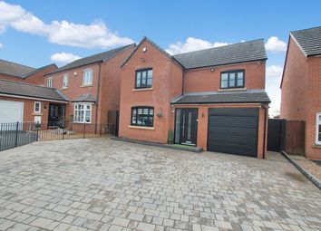 4 Bedrooms Detached house for sale in Williams Street, Little Lever, Bolton BL3