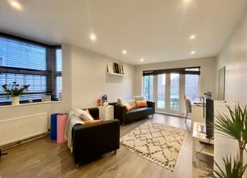 Thumbnail Duplex to rent in Handforth Road, Oval