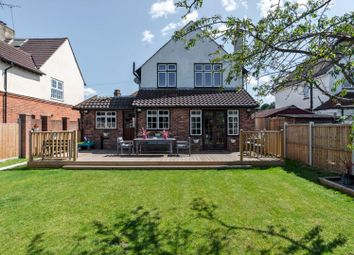 4 Bedrooms Detached house for sale in Woodman Road, Warley, Brentwood CM14