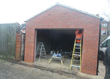 Thumbnail Parking/garage to rent in The Drive, Northampton