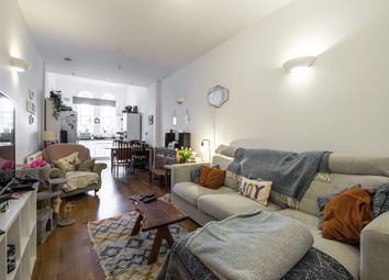 Thumbnail 2 bedroom flat for sale in St James Heights, Woolwich