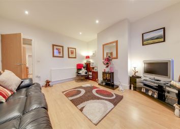 2 Bedroom Terraced house for rent