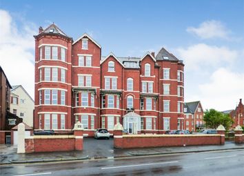 2 Bedrooms Flat for sale in 62 Promenade, Southport, Merseyside PR9