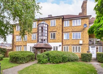 Thumbnail 3 bedroom flat to rent in Frogmore, Wandsworth, London